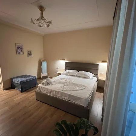 Nest&rest Tiran